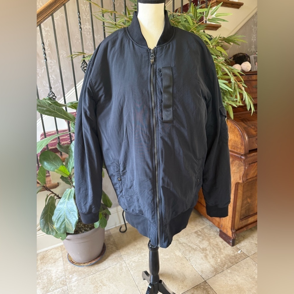 Quicksilver men’s midweight jacket, long sleeve navy good condition, pockets - Picture 4 of 9